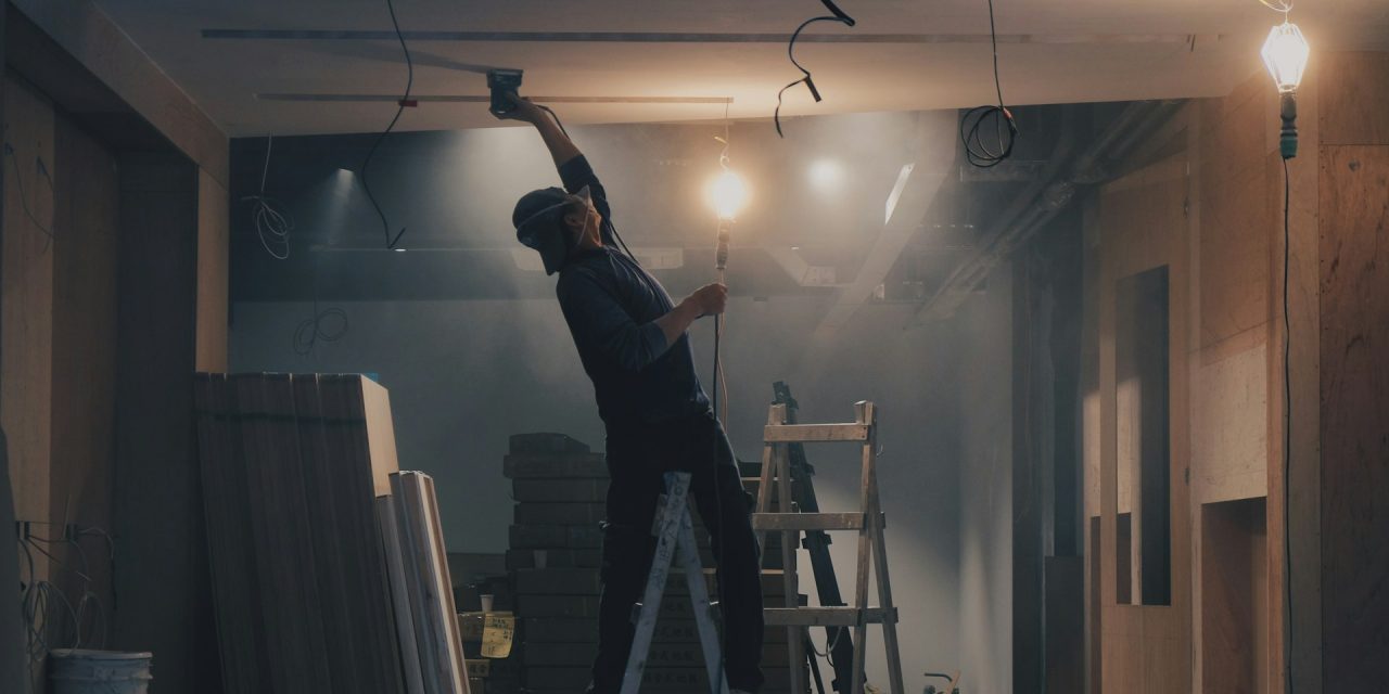 Retour de Ma Prime Rénov en version démembrée : le cadeau de départ empoisonné de François Bayrou