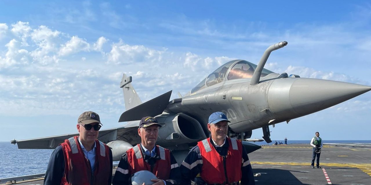 Visite du porte-avions Charles de Gaulle