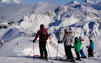 Moniteurs de ski : après la transmission entre les générations, réfléchissons à l’avenir de la profession