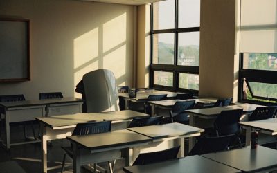 Canicules : le bâti scolaire doit être rénové !